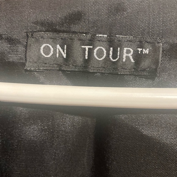 Vintage On Tour Christmas Vest - Picture 8 of 8